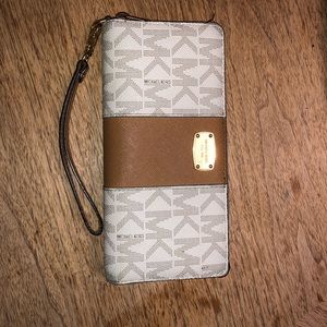 MK Wristlet Wallet